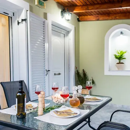 Margaris Kalamákion